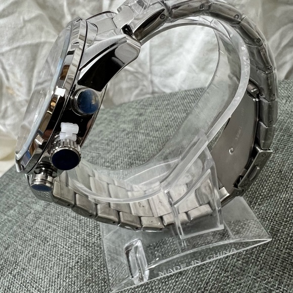 NWOT..Fashion Jewelry Mens Stainless Steel Watch. Business Watch Very Sl… - Picture 15 of 16